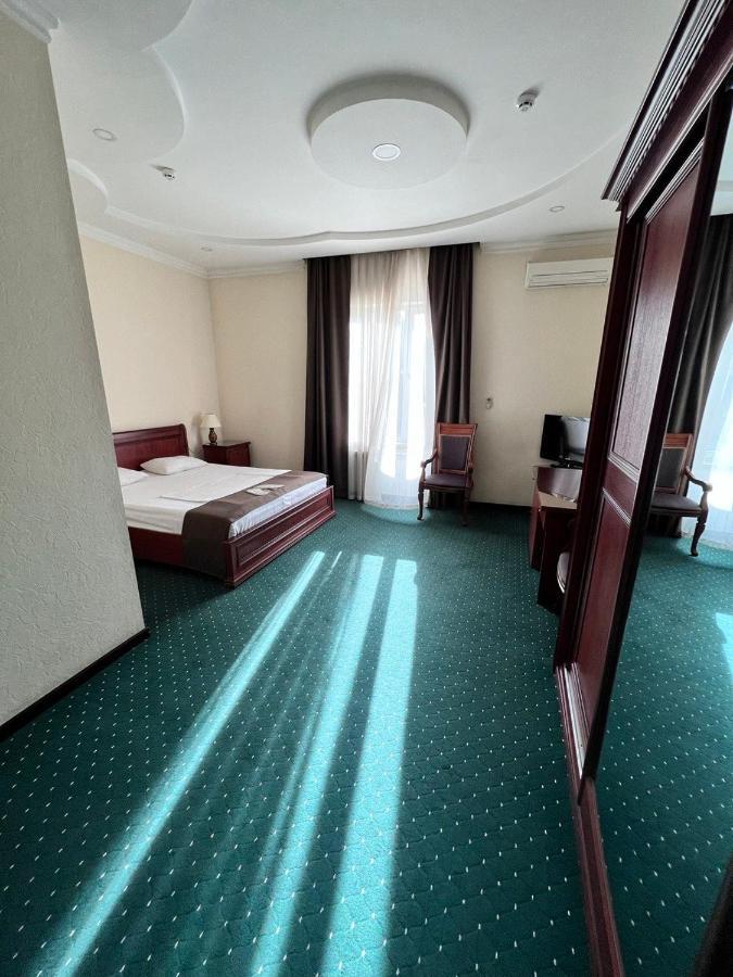 Grand Nur Hotel Tasjkent Eksteriør billede