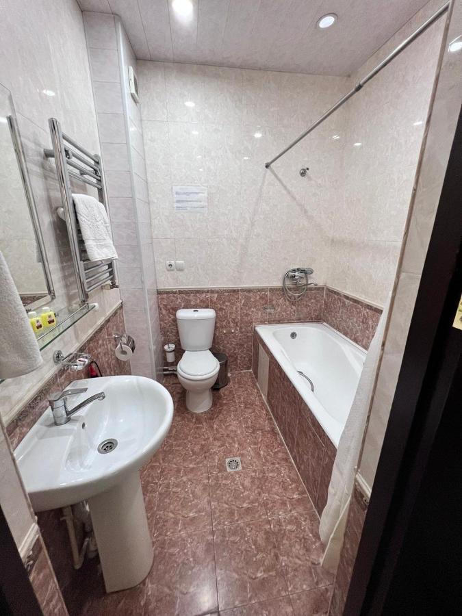 Grand Nur Hotel Tasjkent Eksteriør billede