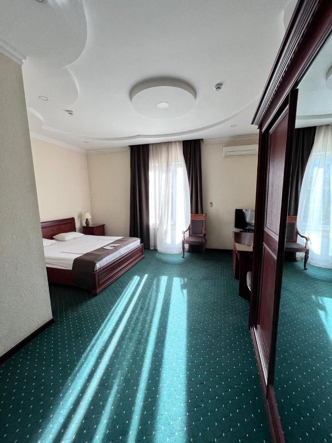 Grand Nur Hotel Tasjkent Eksteriør billede