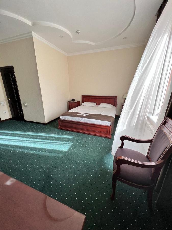 Grand Nur Hotel Tasjkent Eksteriør billede